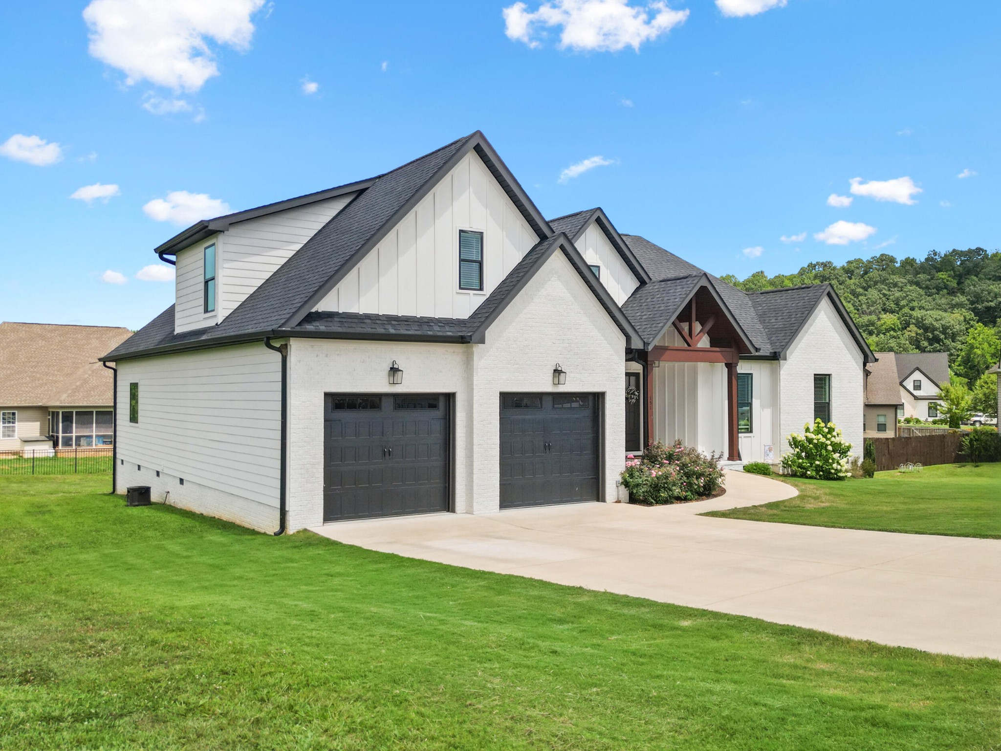 151 Red Fox Lane NW