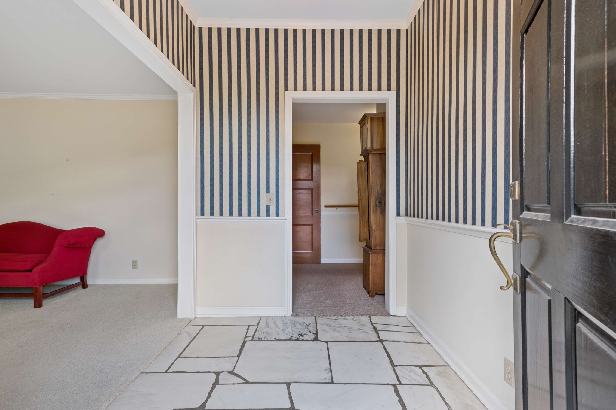 312 River Oaks Rd