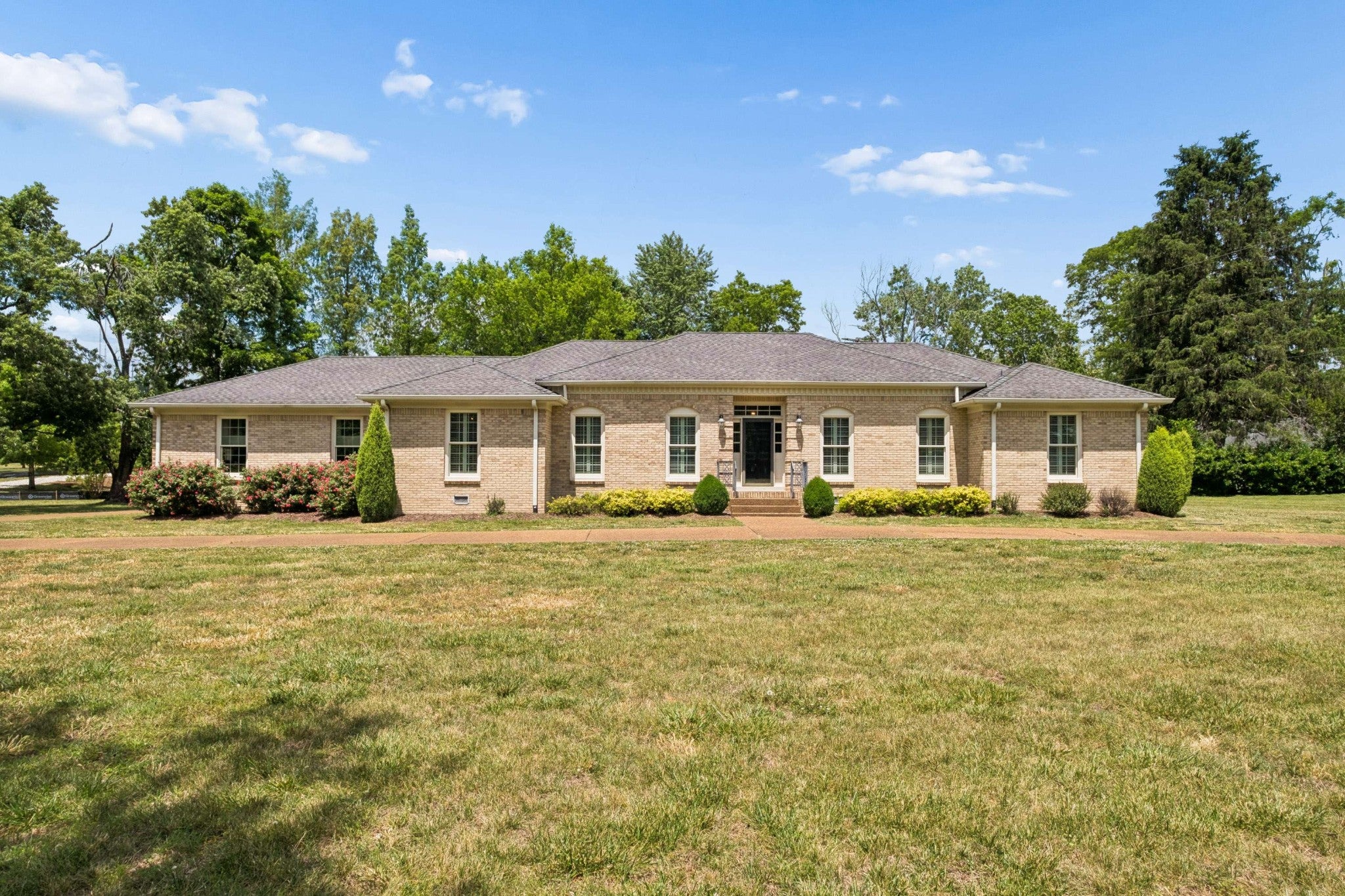 4-bed home at 312 River Oaks Rd Brentwood, Nashville, sold June 19, 2026