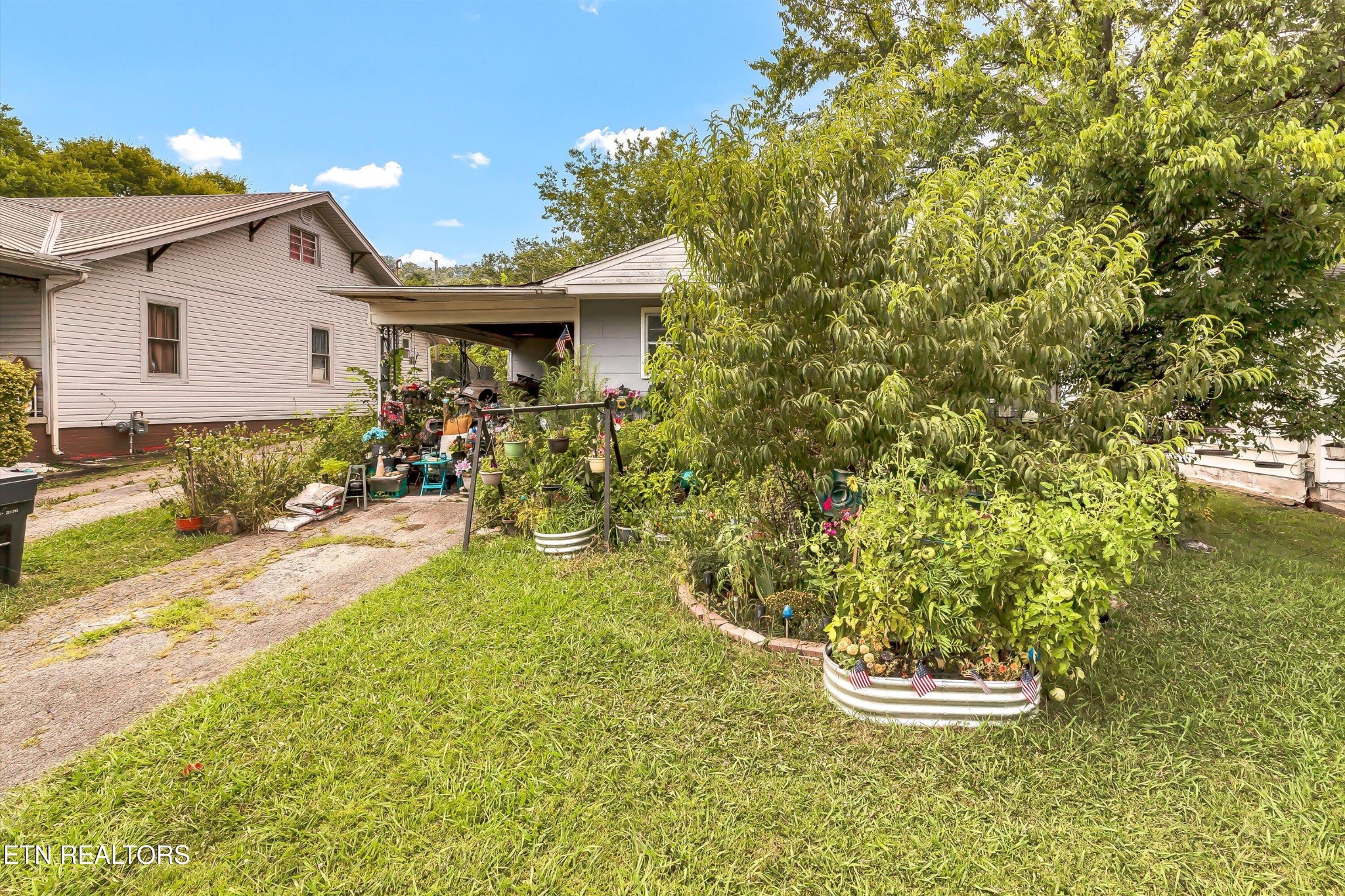 327 Atlantic Ave