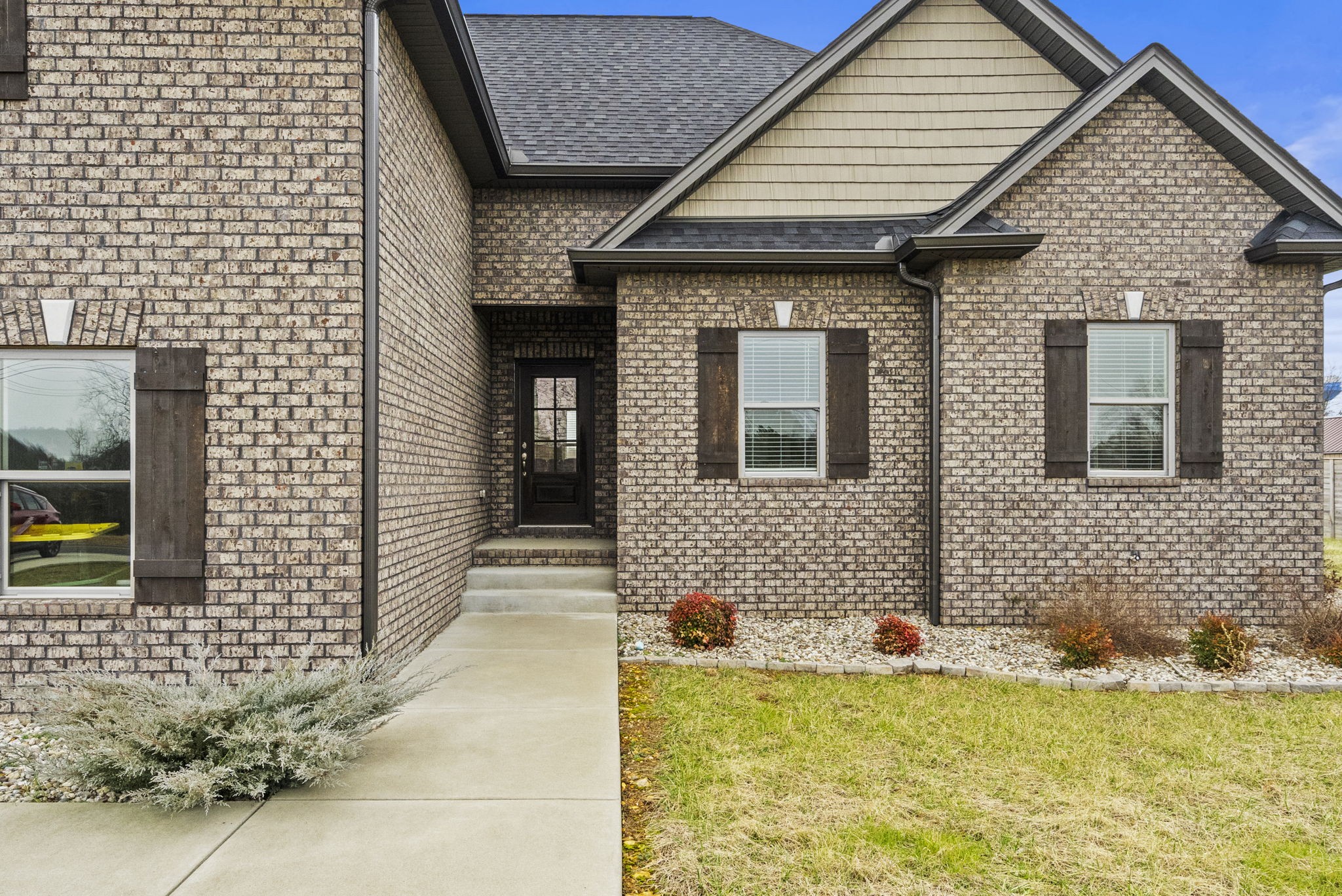 2751 W County Farm Rd