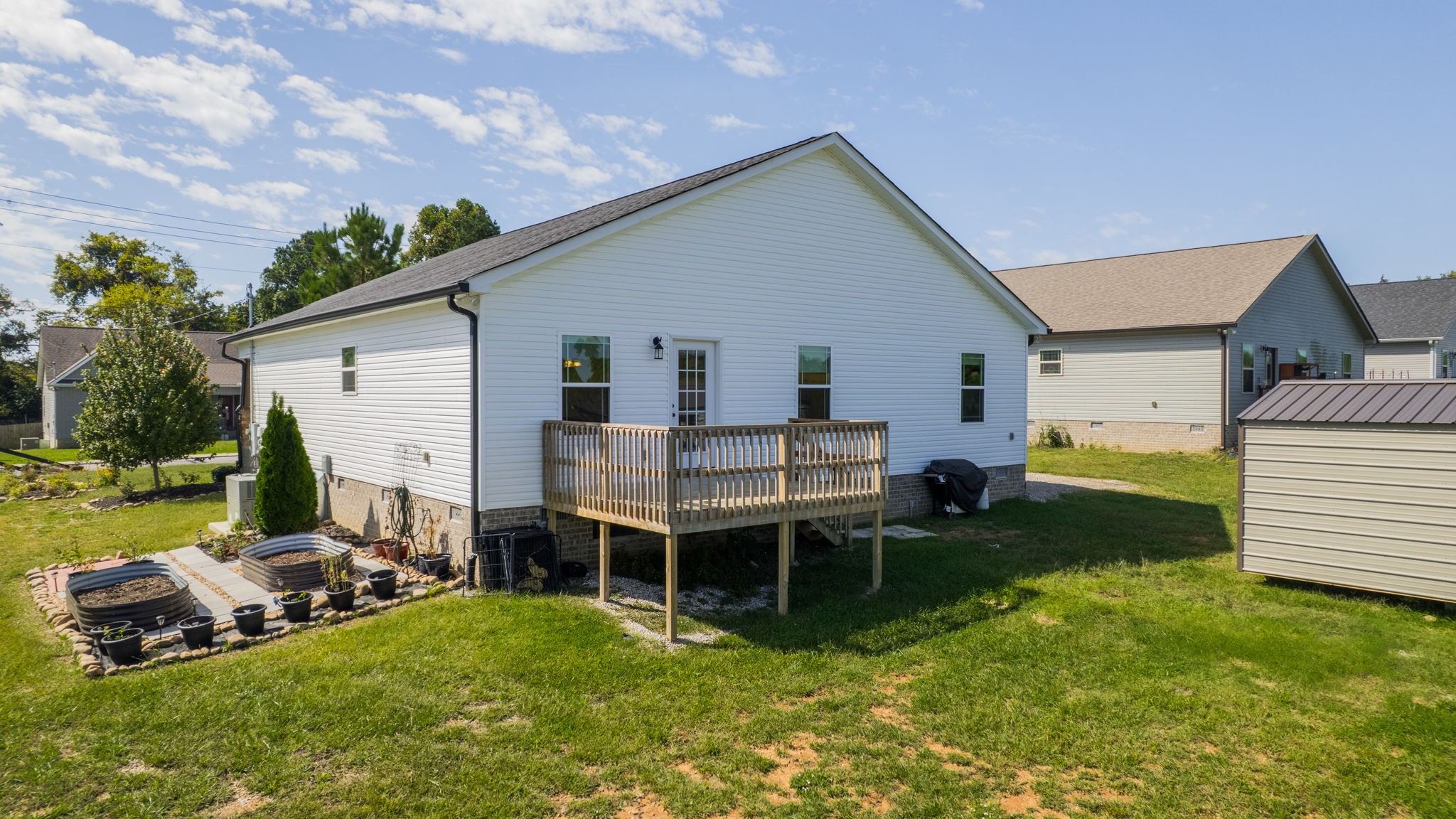 109 Blue Grass Dr