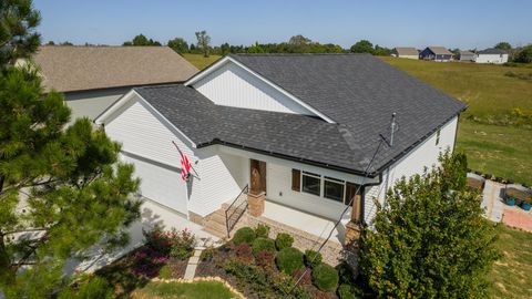 109 Blue Grass Dr Shelbyville TN 37160