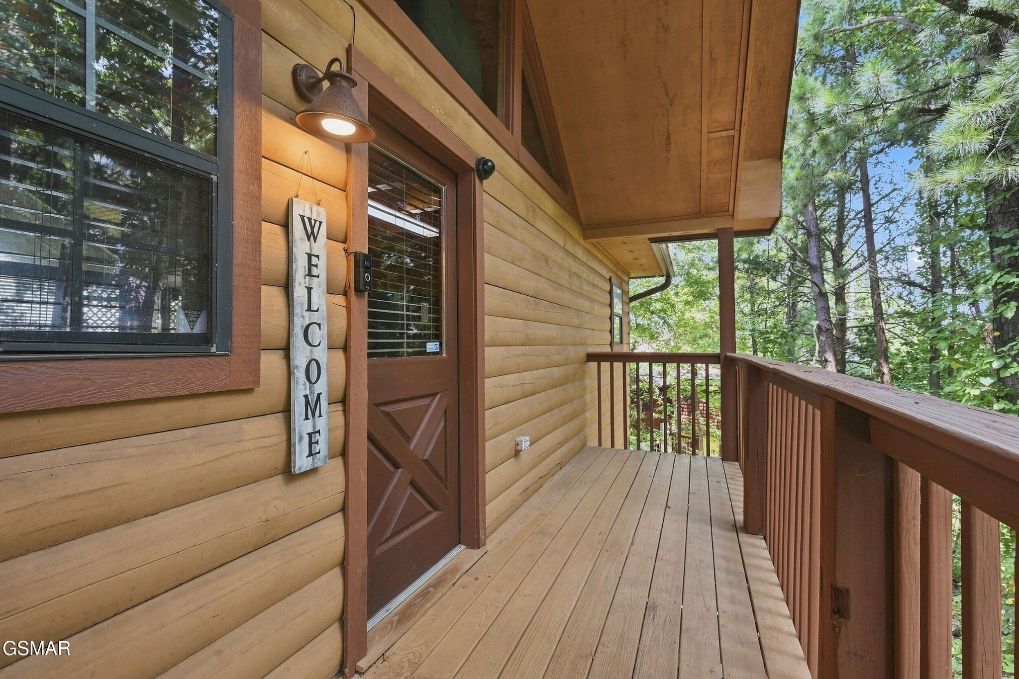 2867 Eagle Crest Way