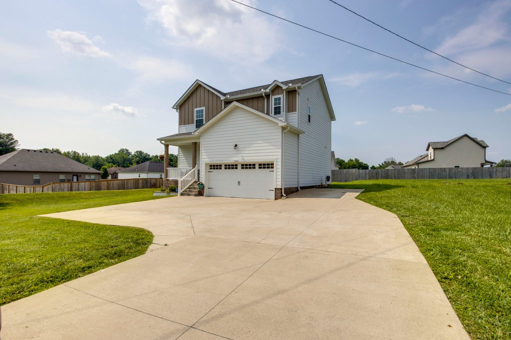 8415 Highway 25 E