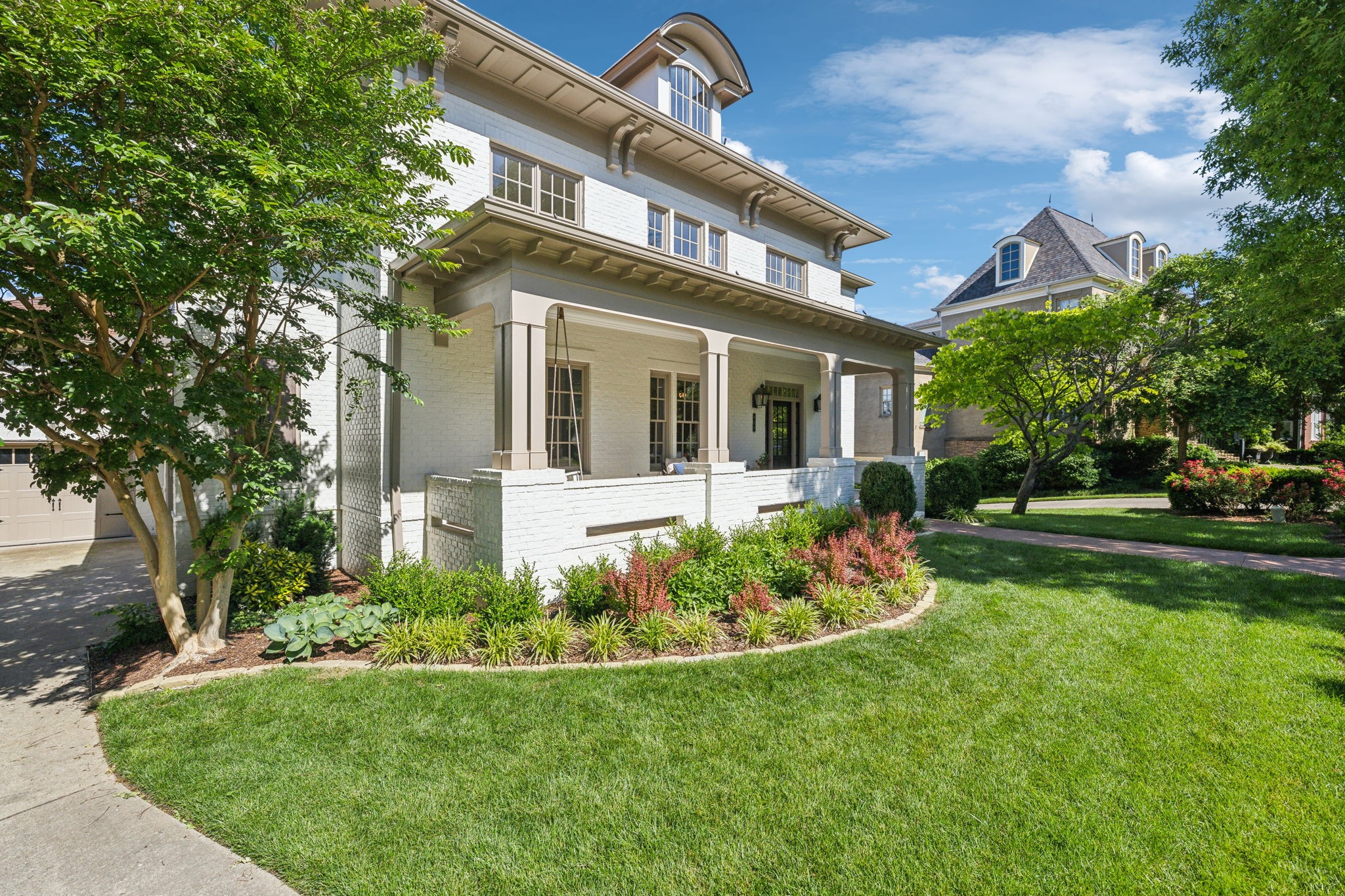 424 Wild Elm St
