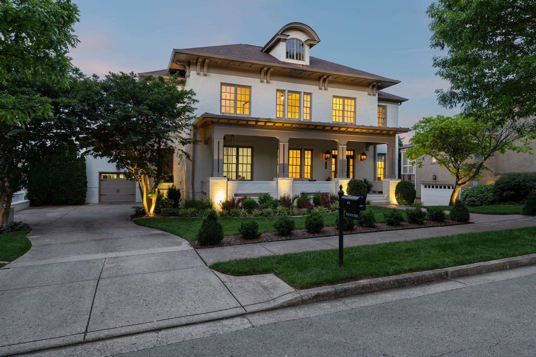 424 Wild Elm St