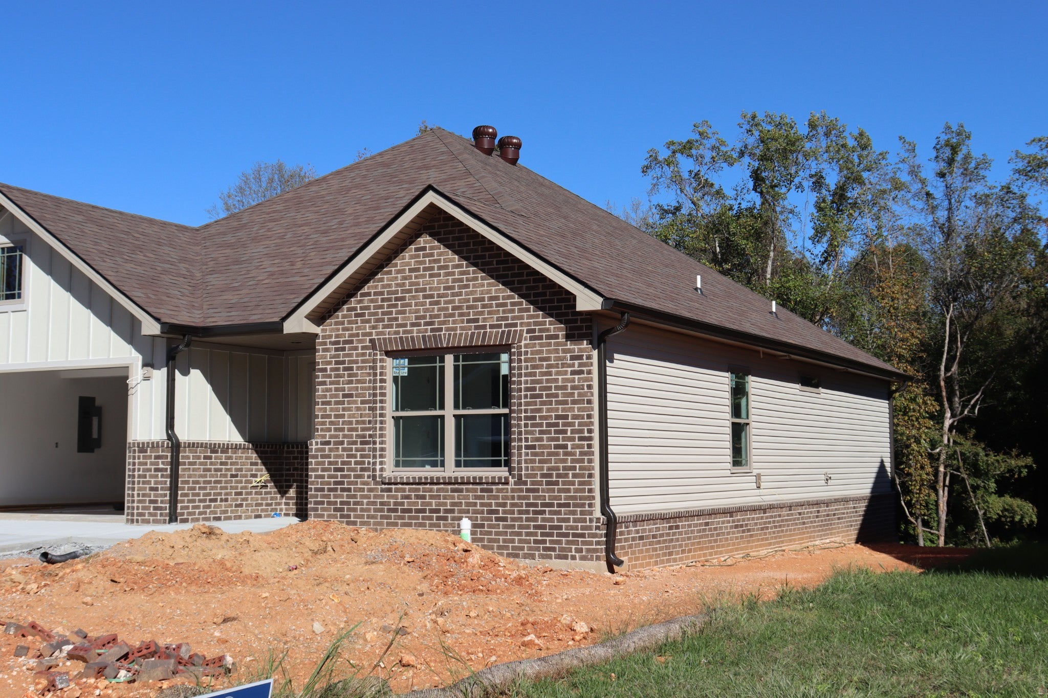597 Willow Park Dr