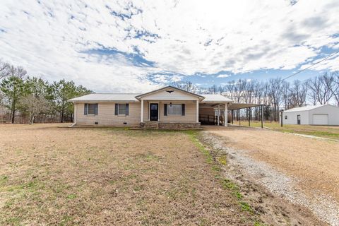 619 Horseshoe Bend Rd Linden TN 37096