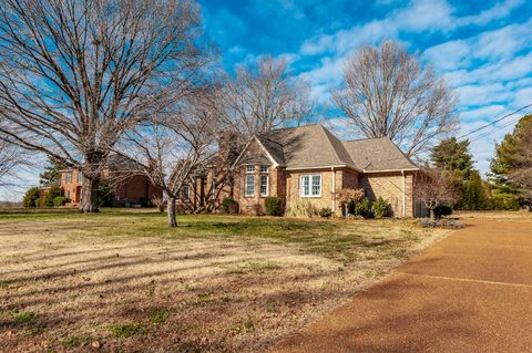 129 Buchanan Cir Hendersonville TN 37075