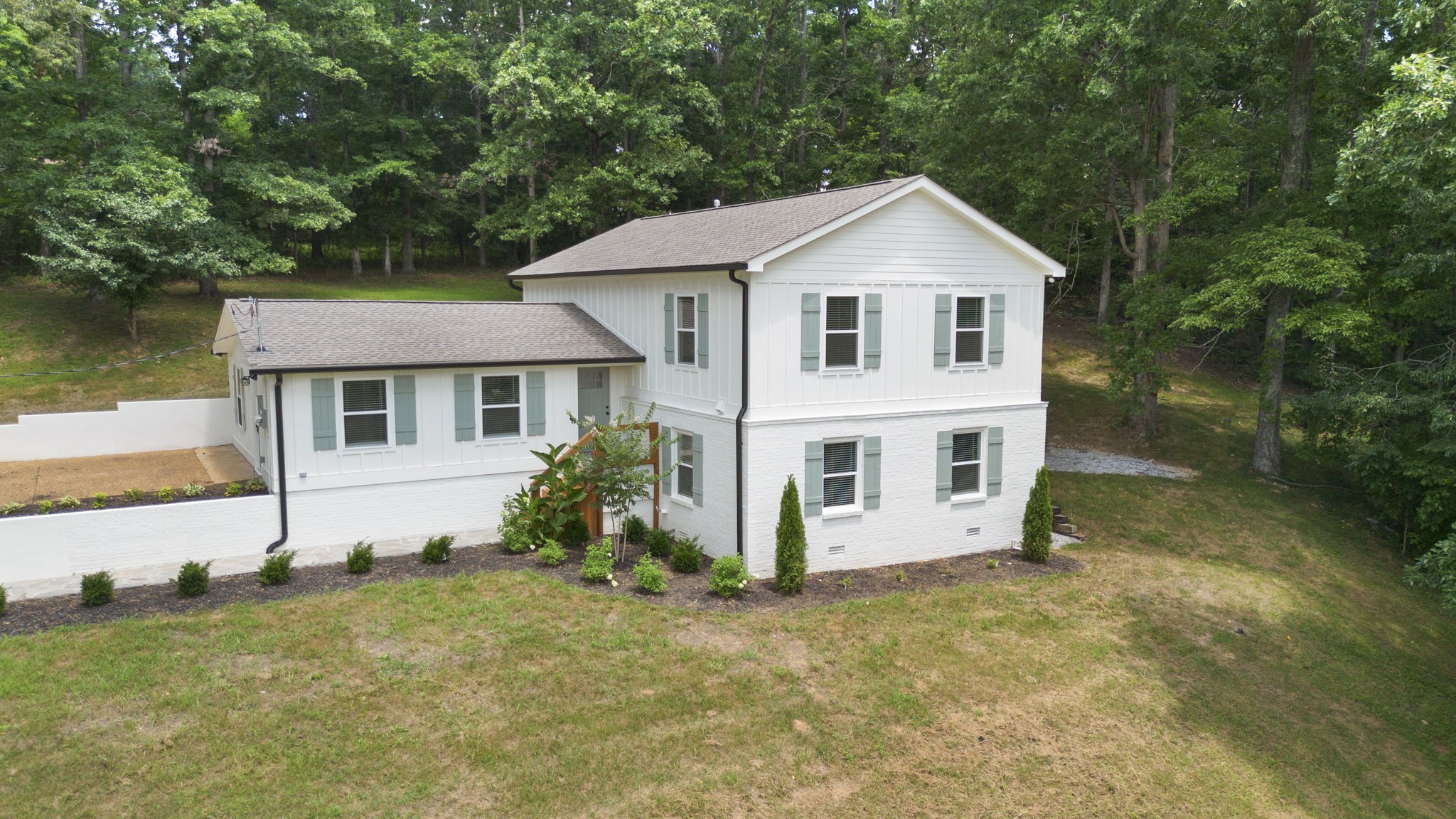 1829 E Haleys Creek Rd
