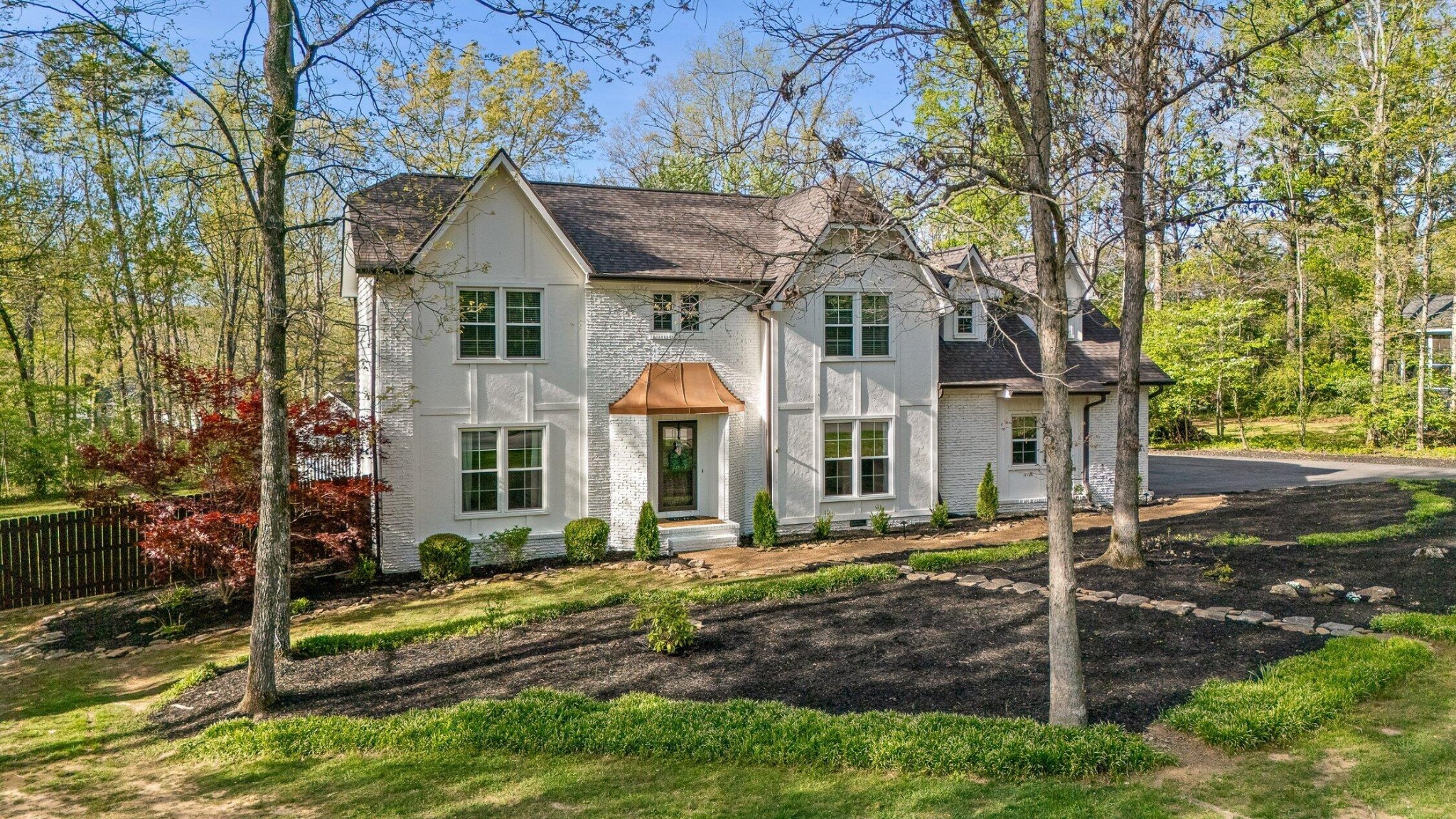 32 Cool Springs Road