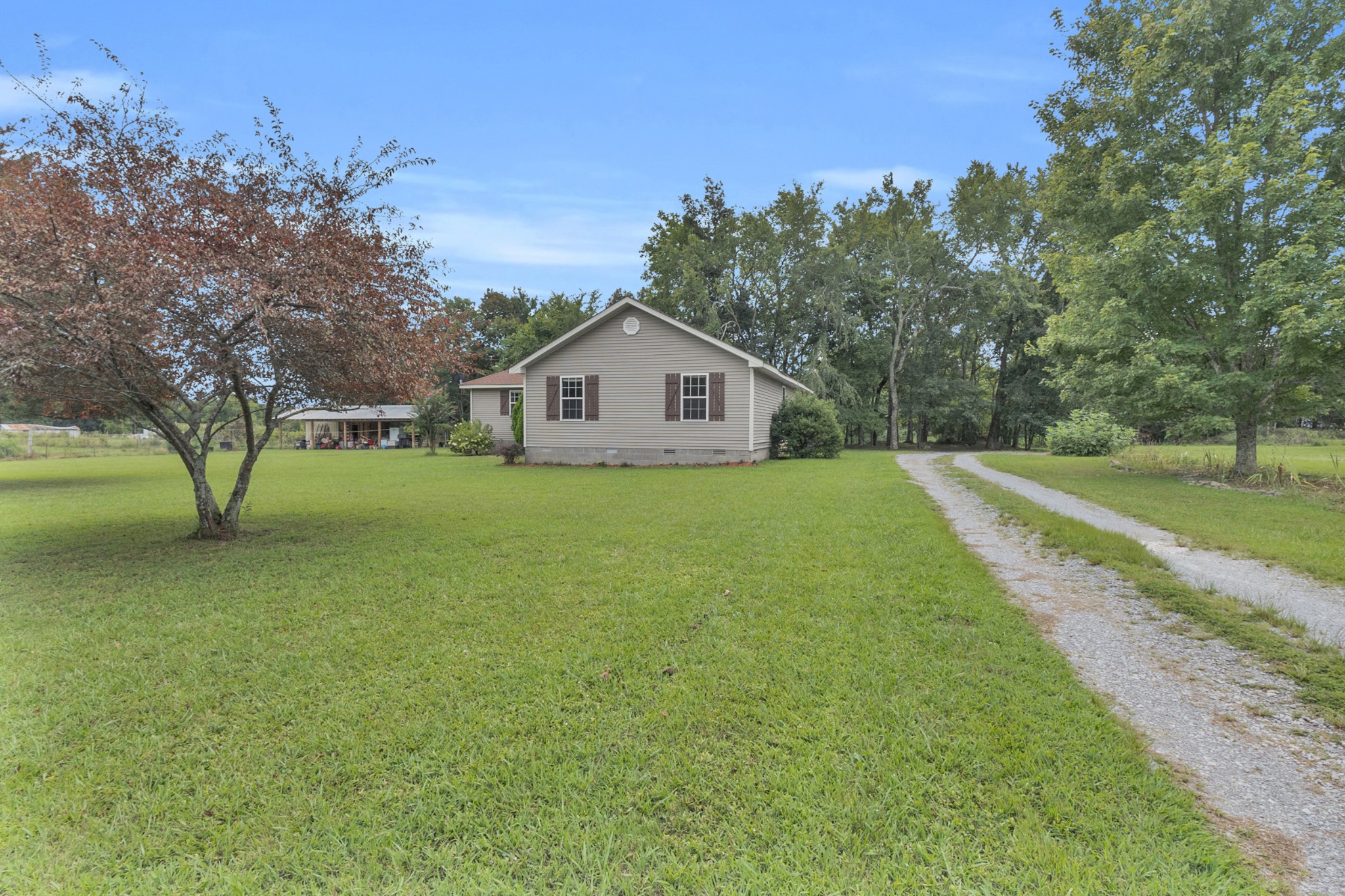 190 Harrison Ln