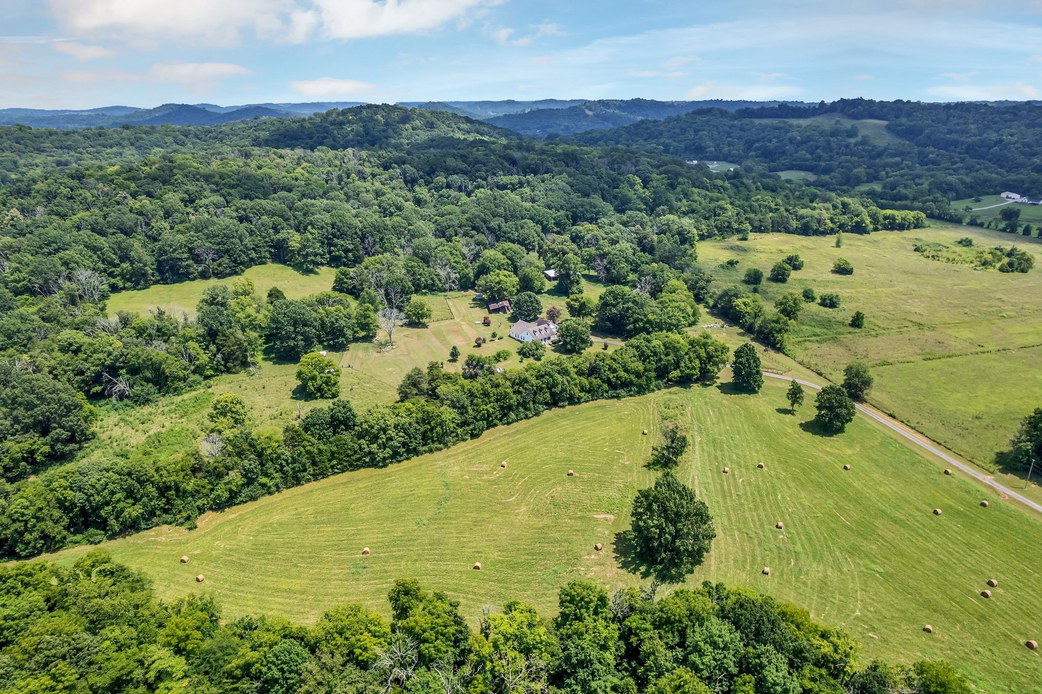 160 Sinking Creek Rd