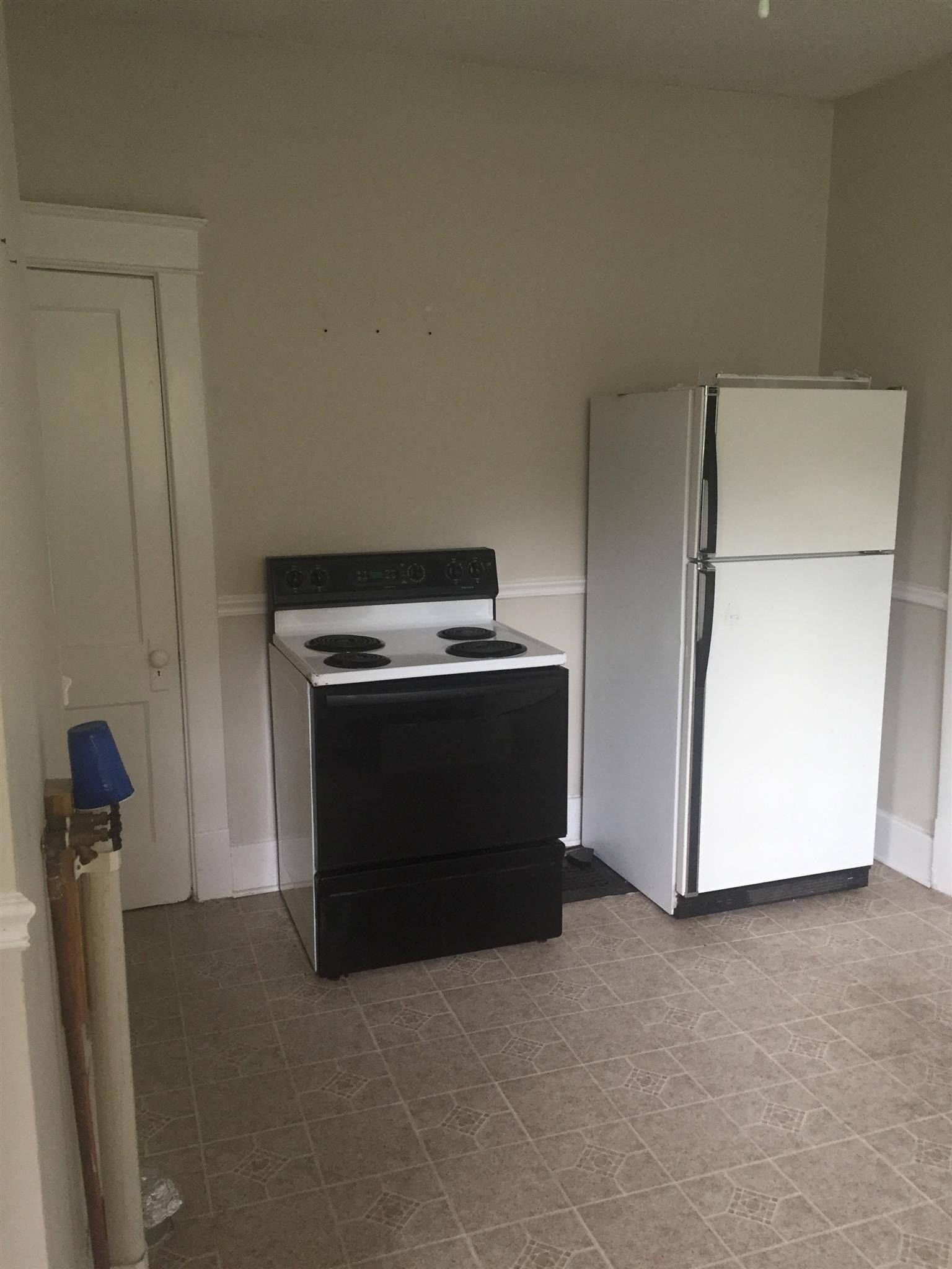 1714 Ashwood Ave B, Nashville TN 37212 1-bed home, photo 4 of 6