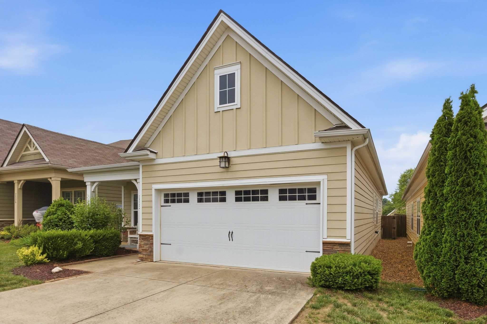 2532 Hanover Dr