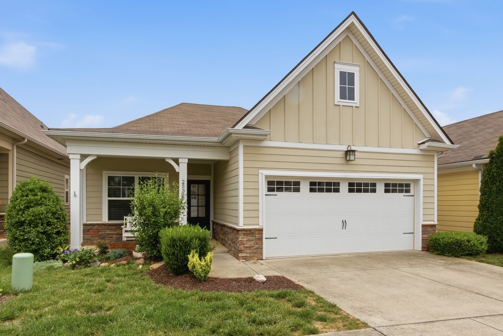 2532 Hanover Dr