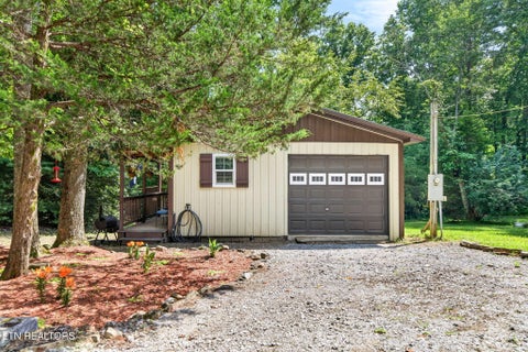 Photo of 207 David Crockett Rd, Crossville, TN 38572 (MLS # 3256358)