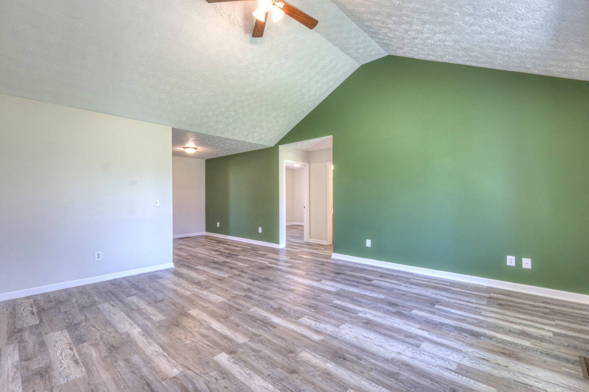 86 Eldon Dr