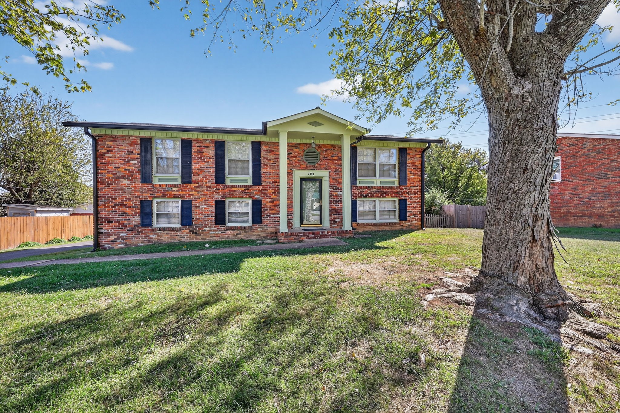 103 Fischer Dr