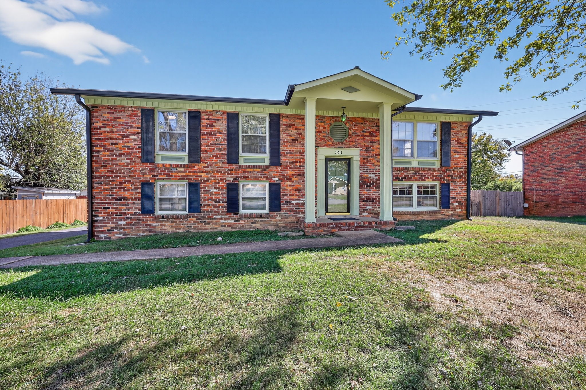 103 Fischer Dr