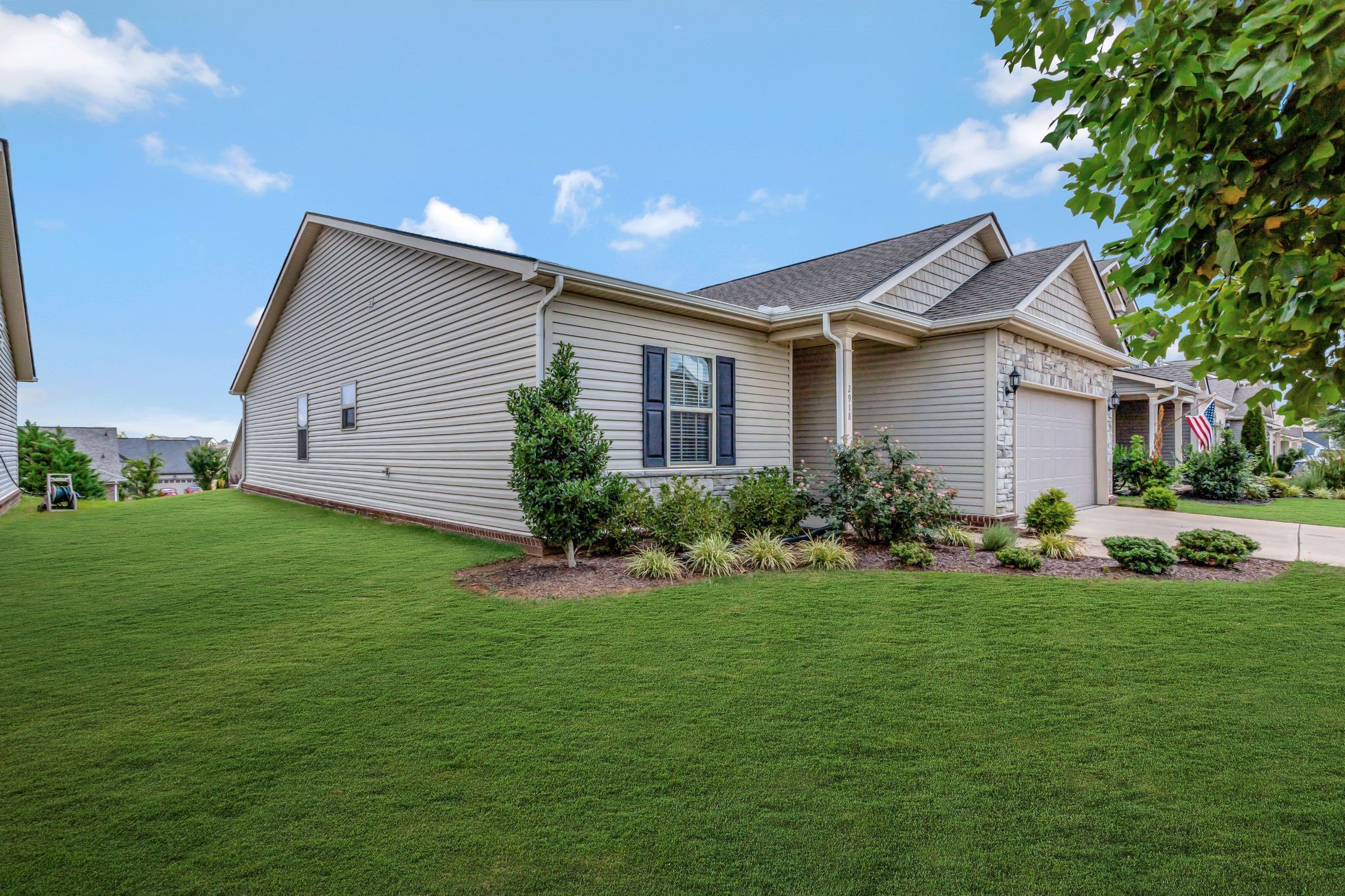 2918 Hen Brook Dr