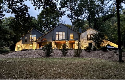 915 Overton Lea Rd Nashville TN 37220