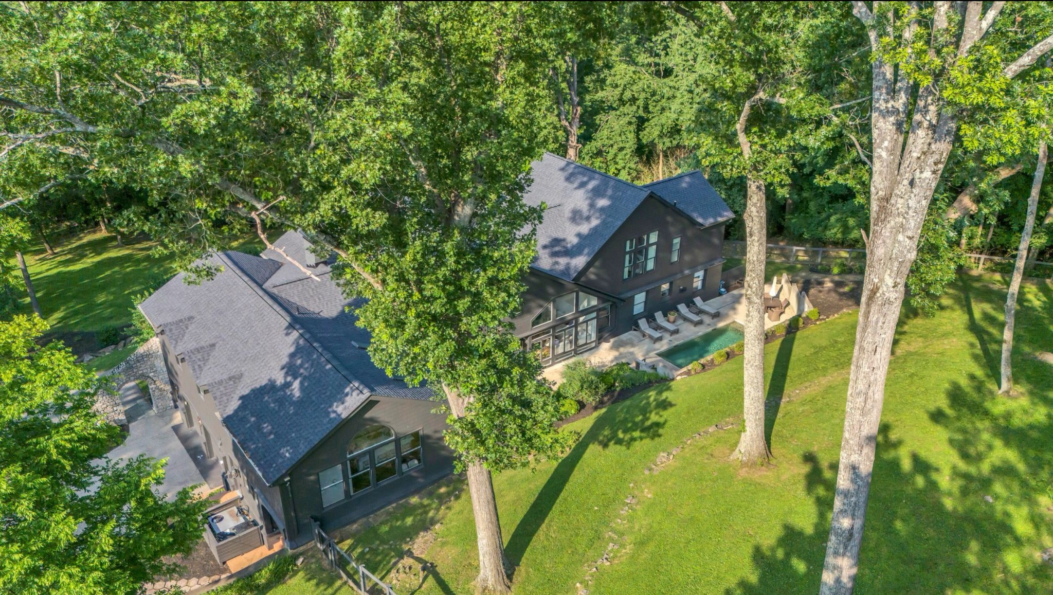 915 Overton Lea Rd