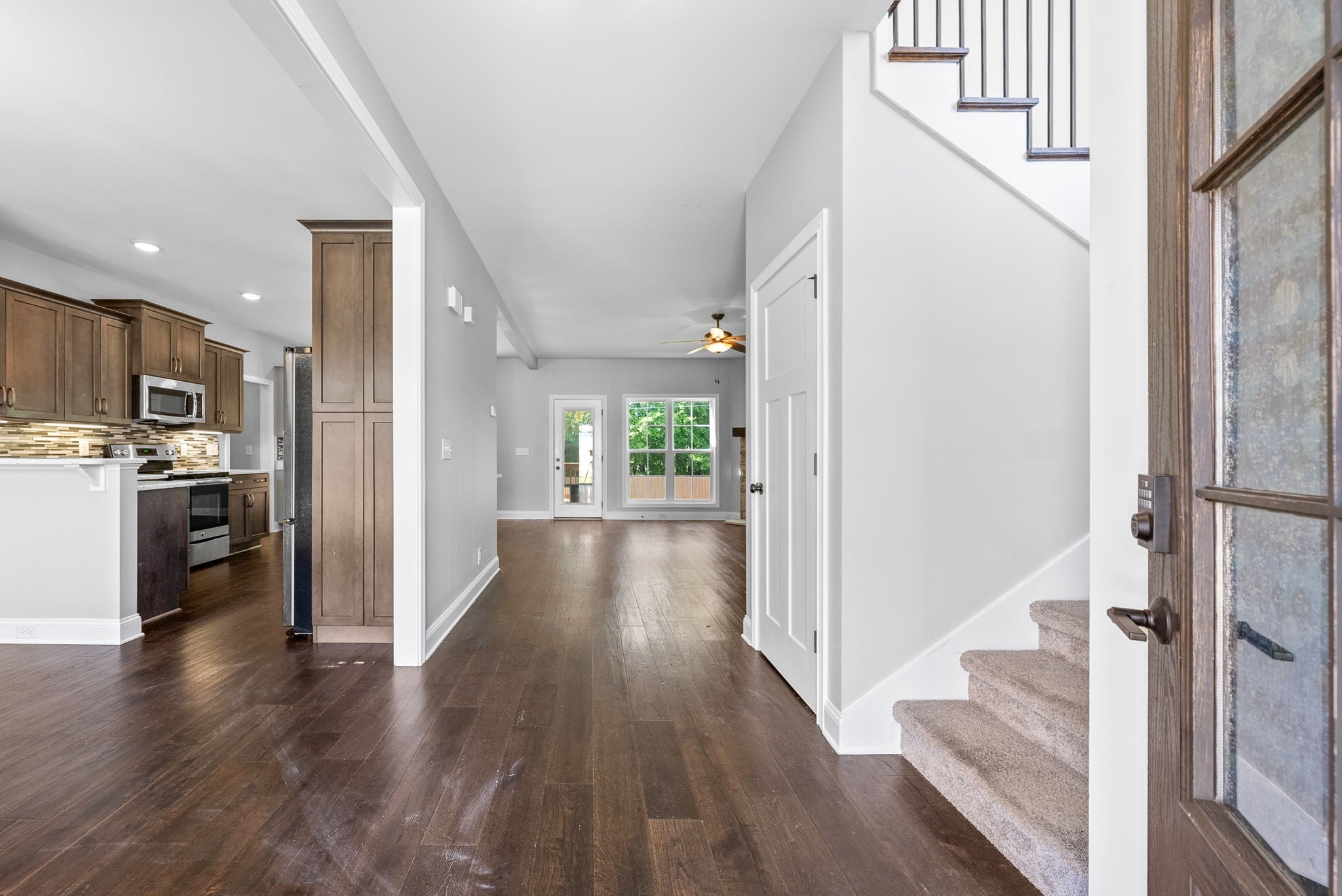 1506 Redrock Court