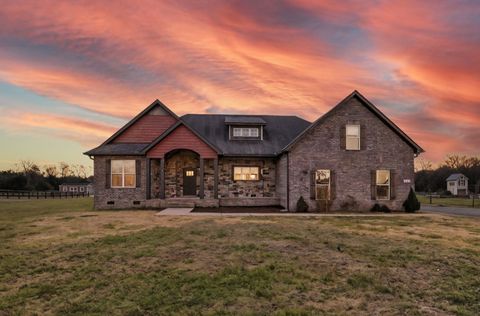 1347 Neil Rd Chapel Hill TN 37034