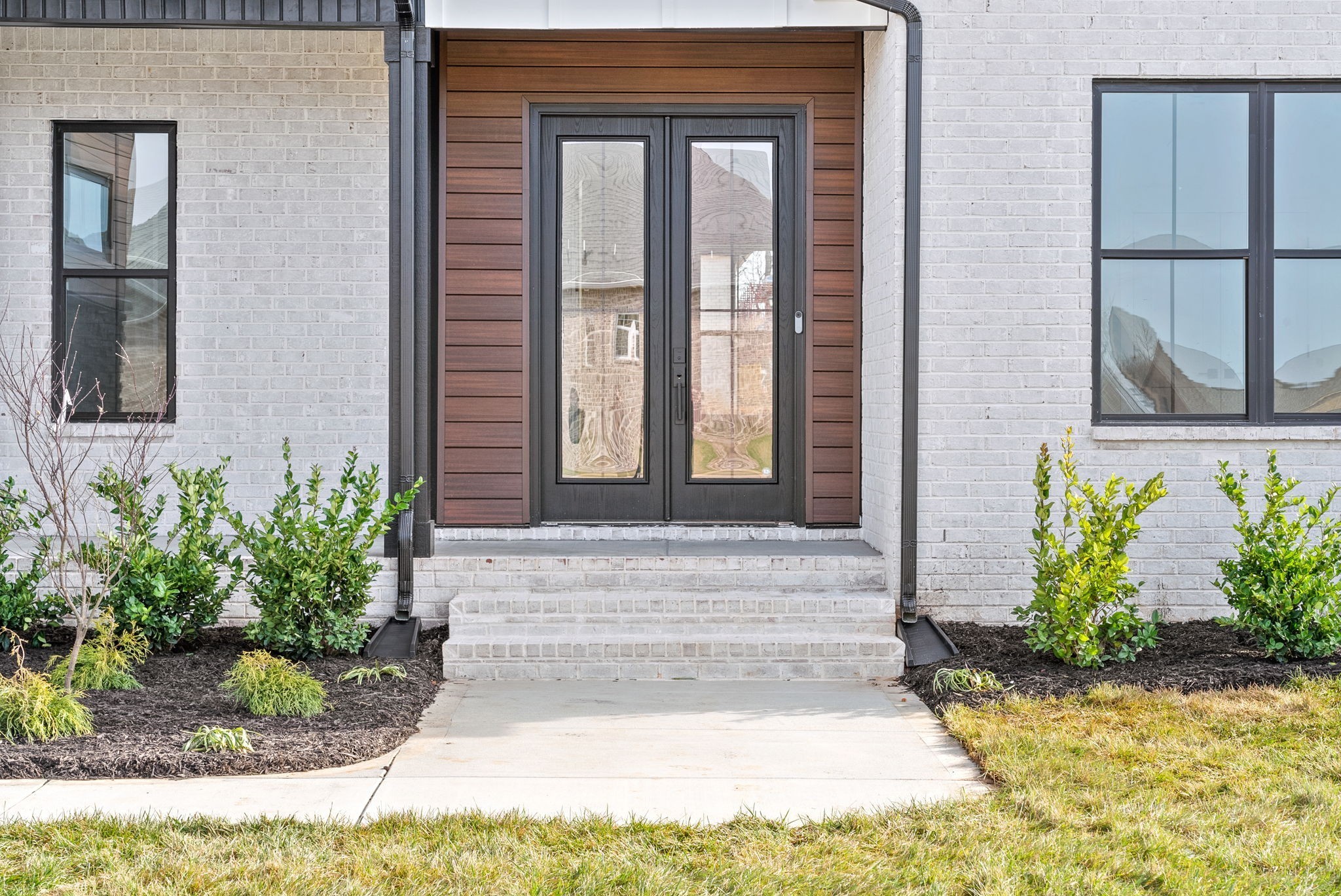 6 Belmont Rd