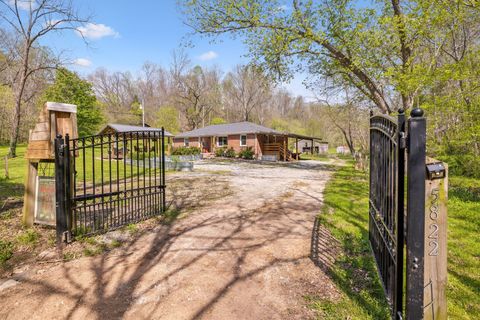 5822 Fly Hollow Rd Santa Fe TN 38482