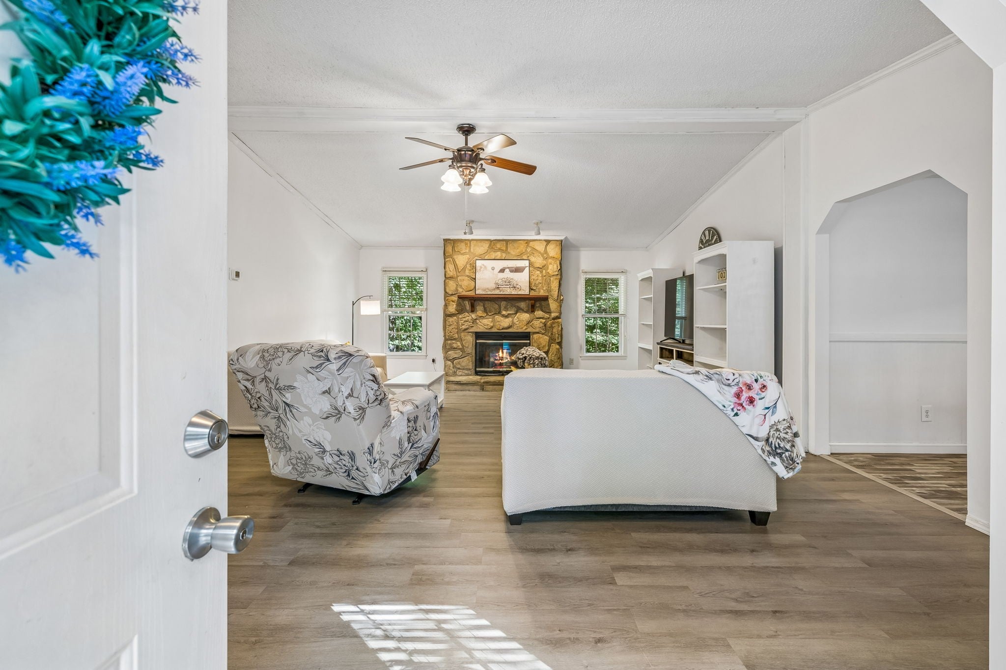 605 Lucas Rd