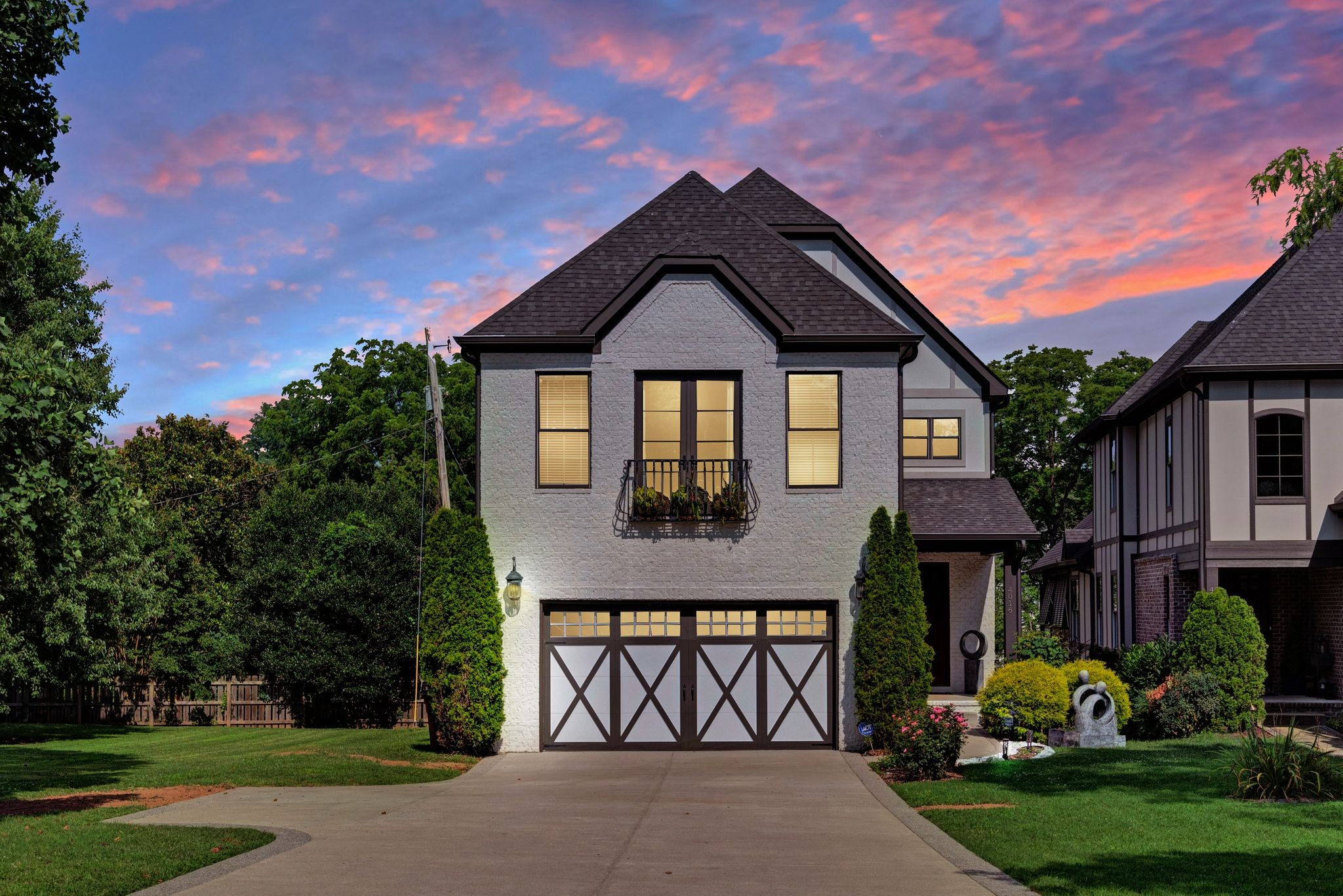 4016 Albert Dr