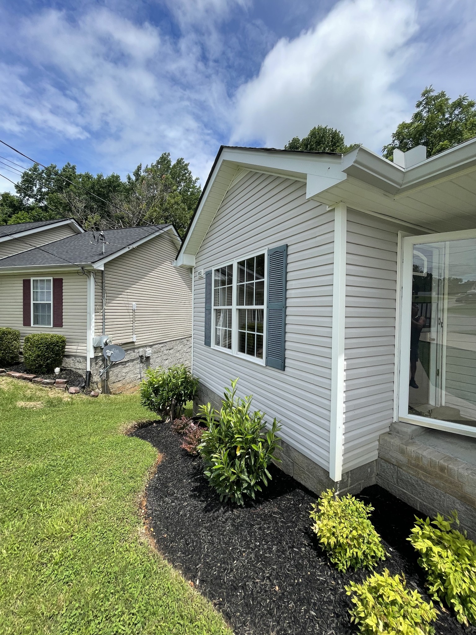 1053 Red Apple Ct