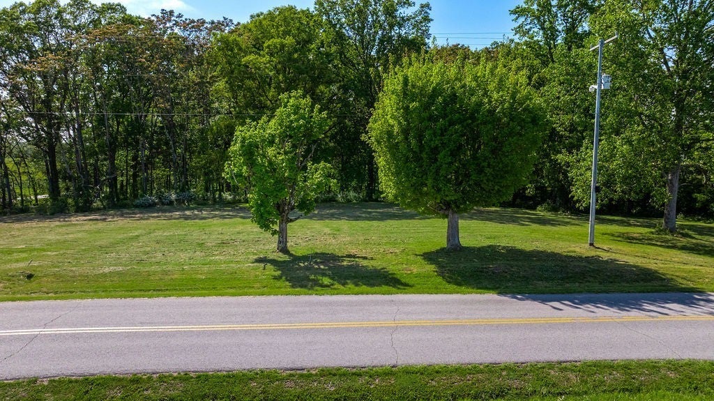 Photo 1 of 6 — 105 Riggs Rd, Portland, TN 37148