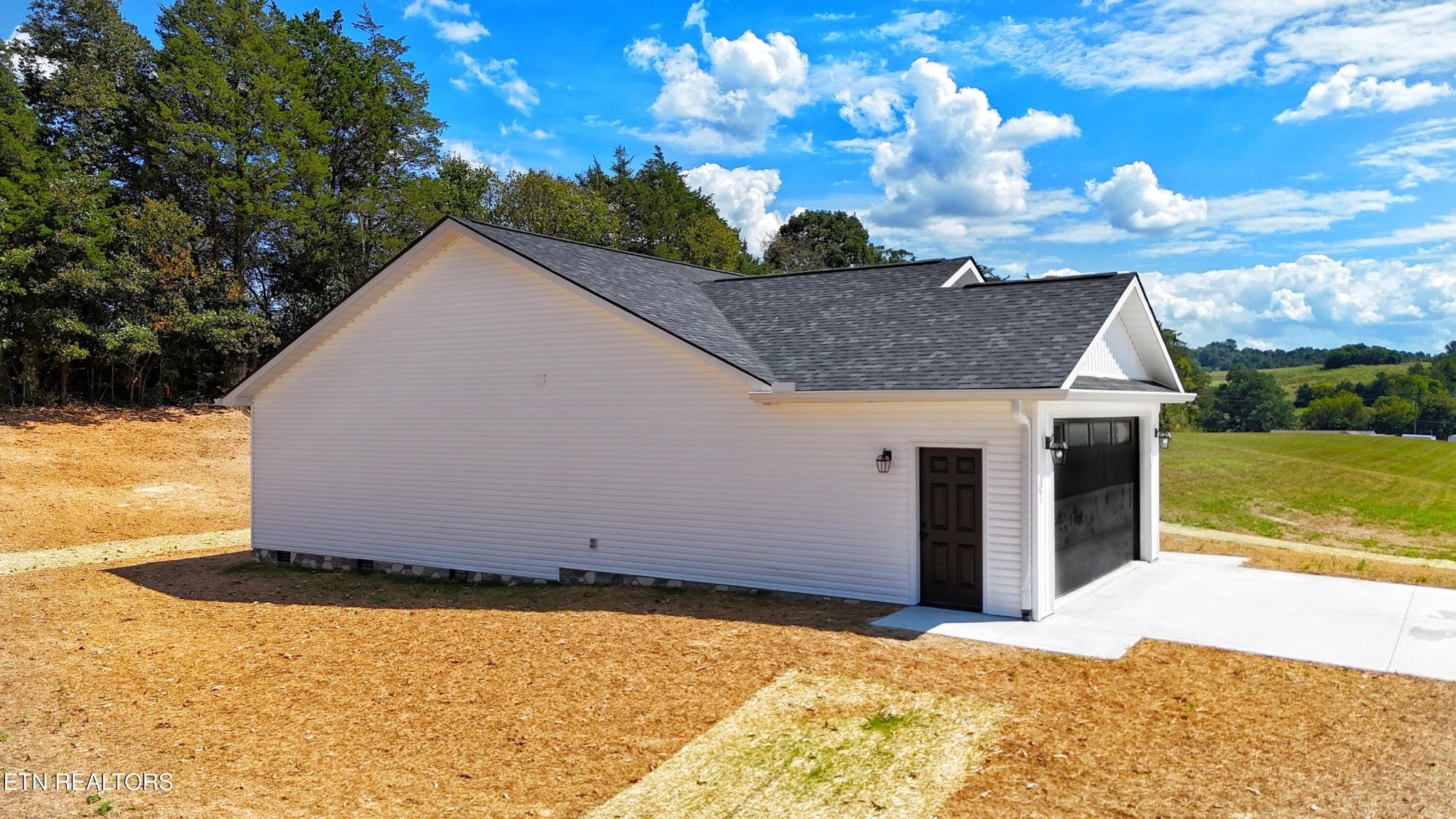 243 Splendor Way