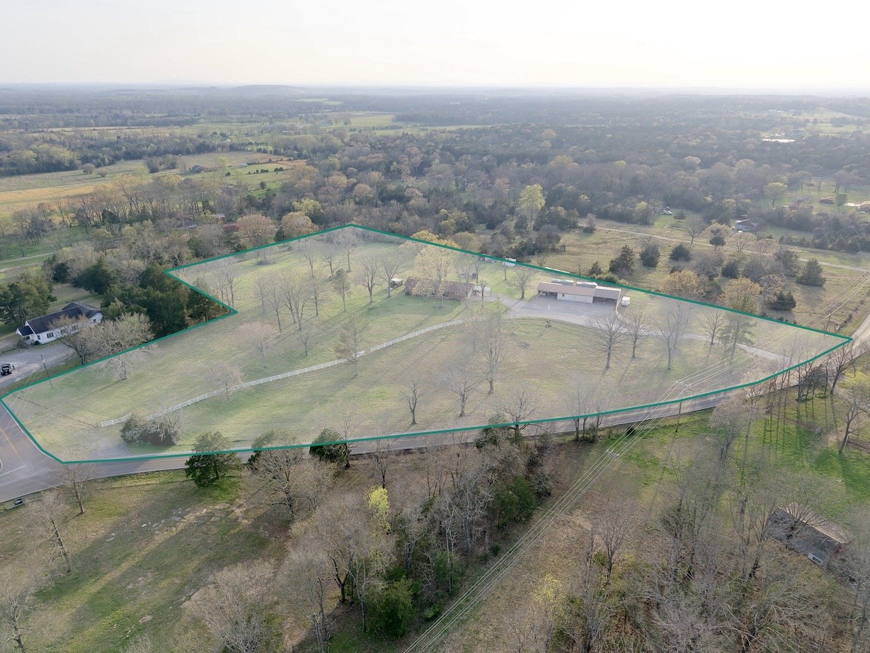 3242 Holly Grove Rd