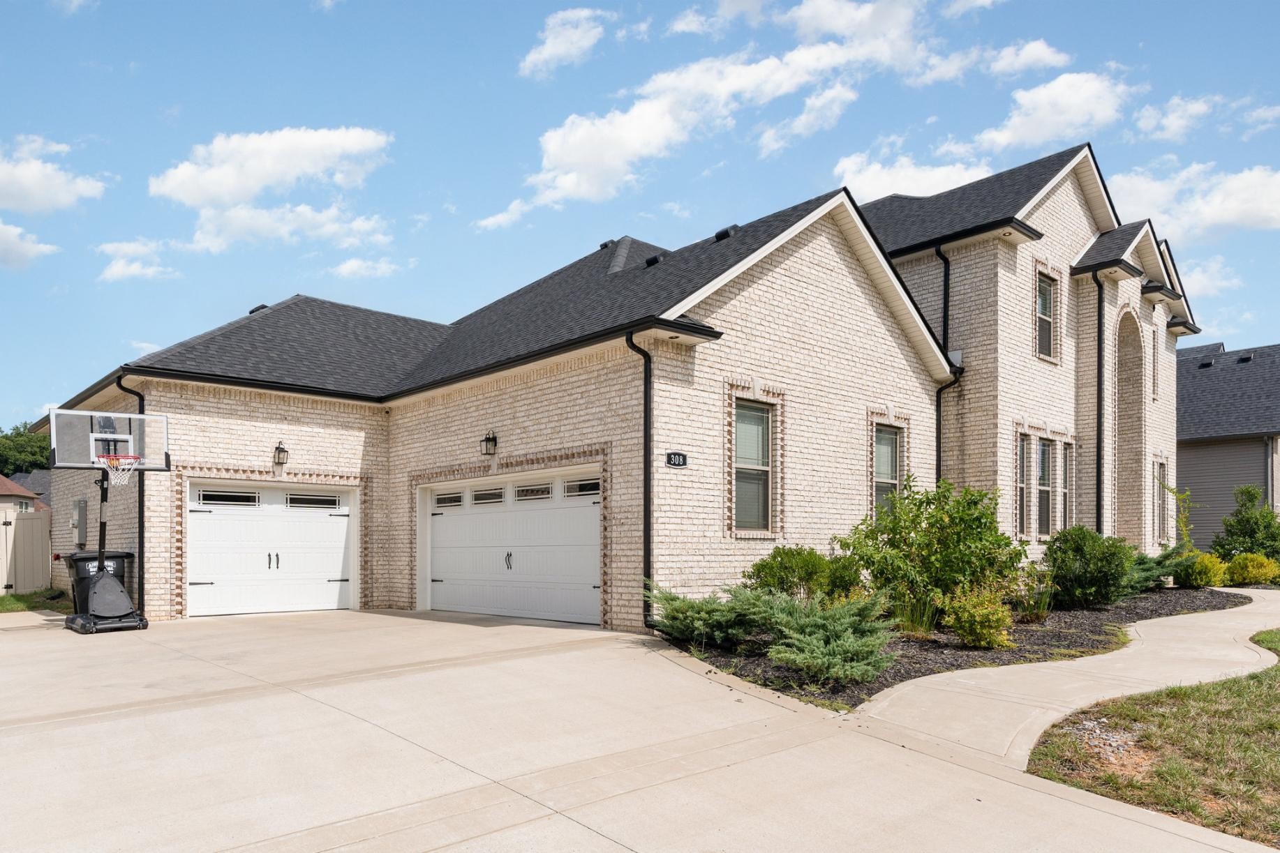 308 Young Ln