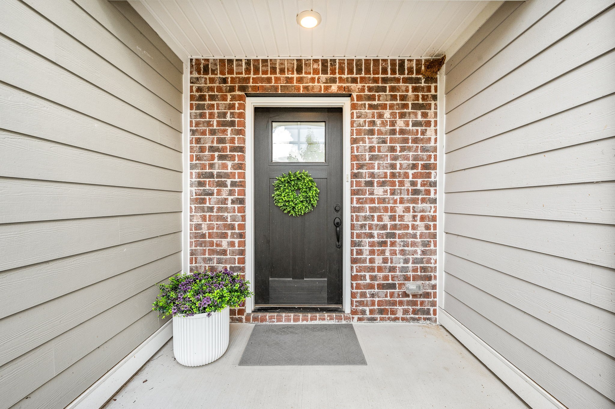 2617 Leawood Ct