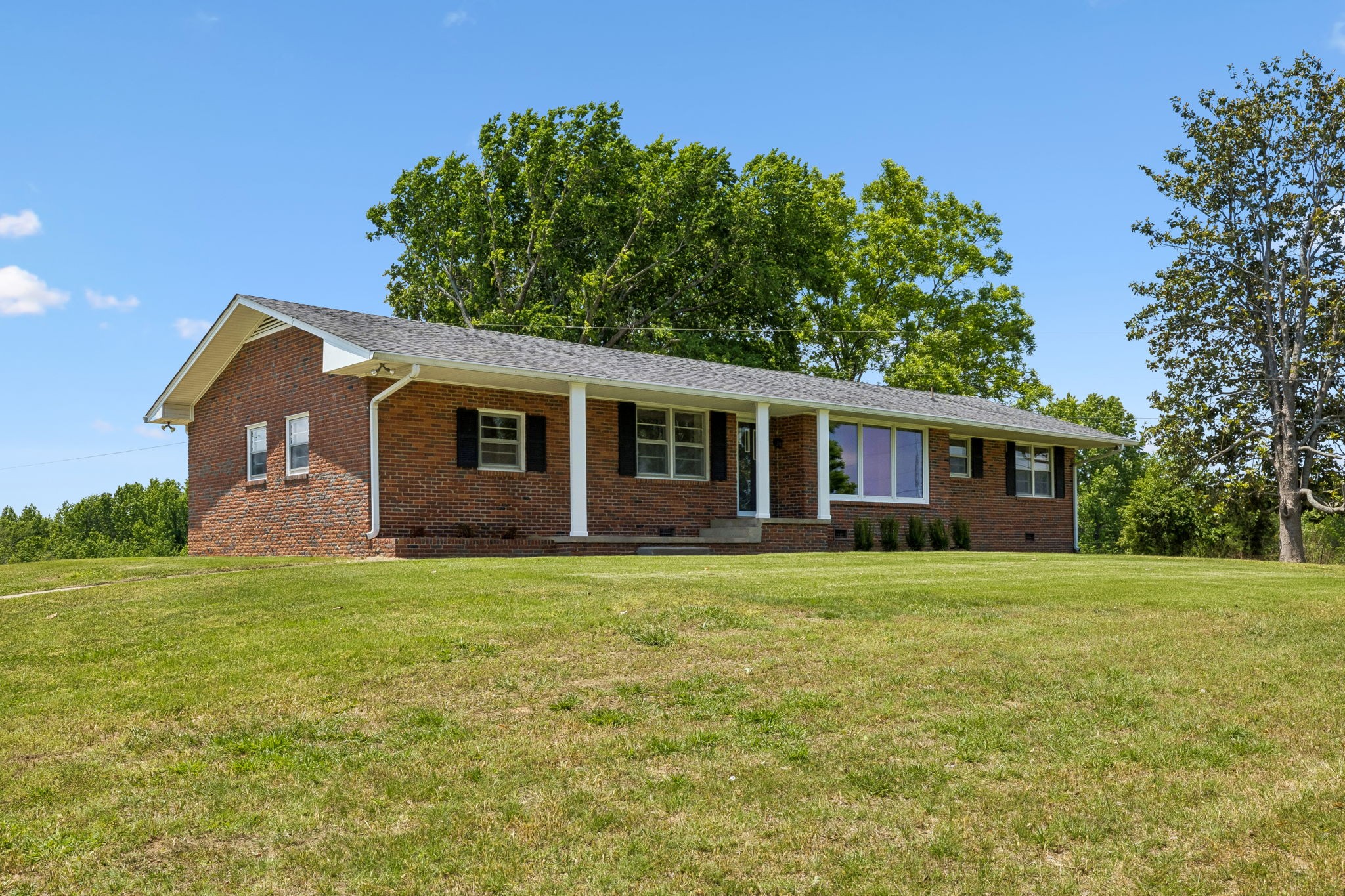 2586 Highway 48