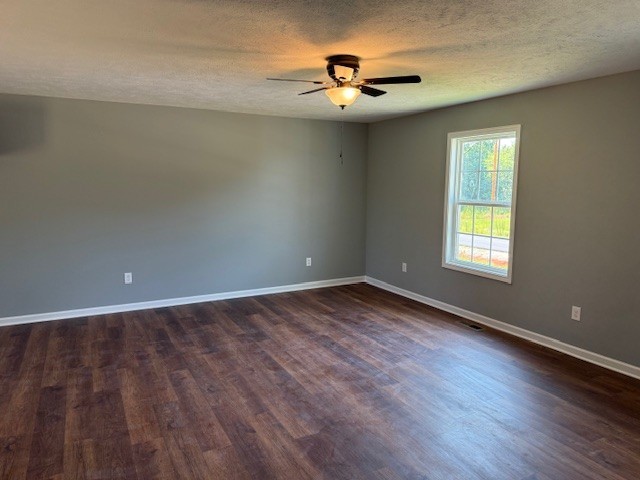 159 Hesselly Rd