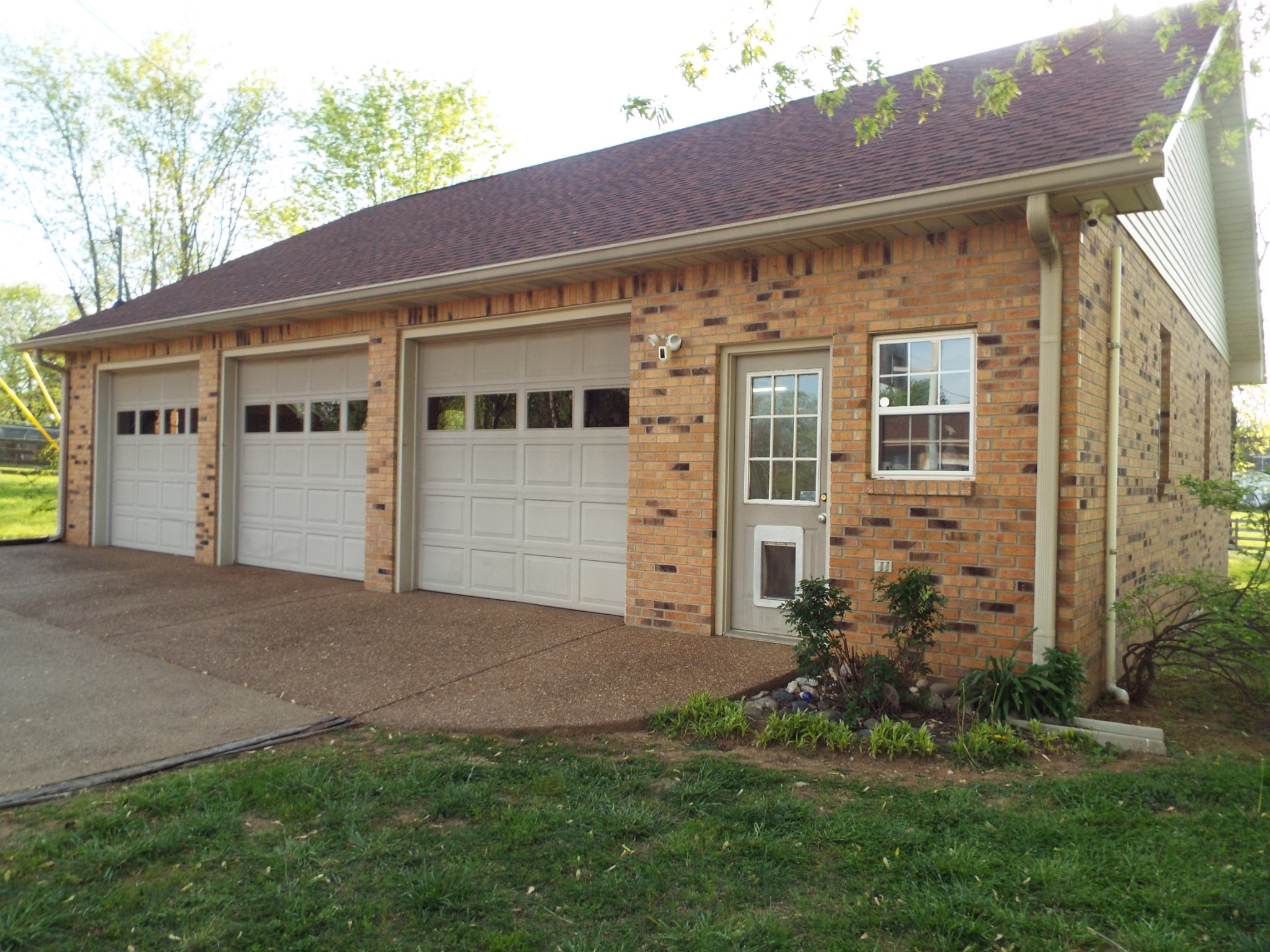 117 Brights Ln