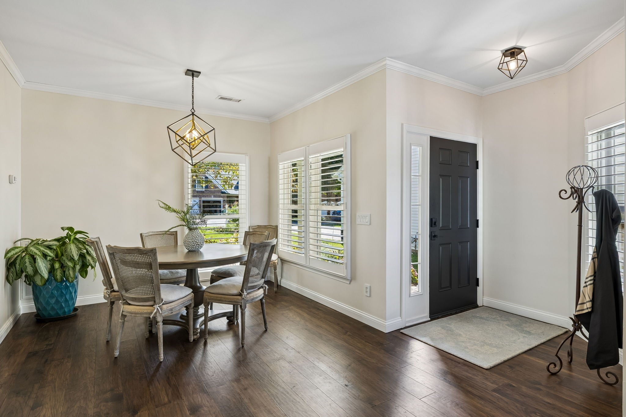 3163 Langley Dr