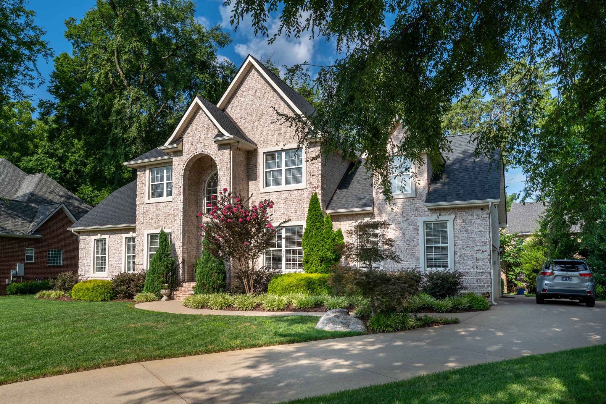 2208 Oakside Ct