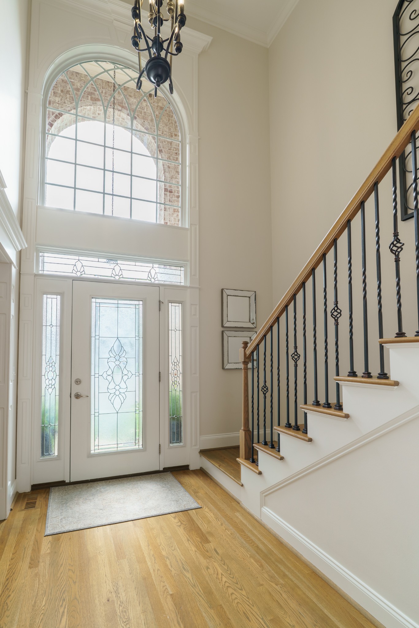 2208 Oakside Ct