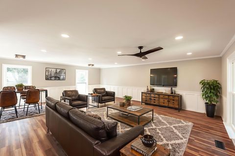 115 Applewood Valley Dr Hendersonville TN 37075