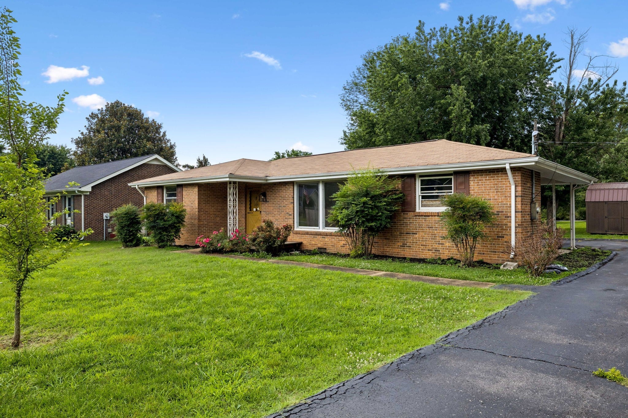 209 Pleasant Hill Dr