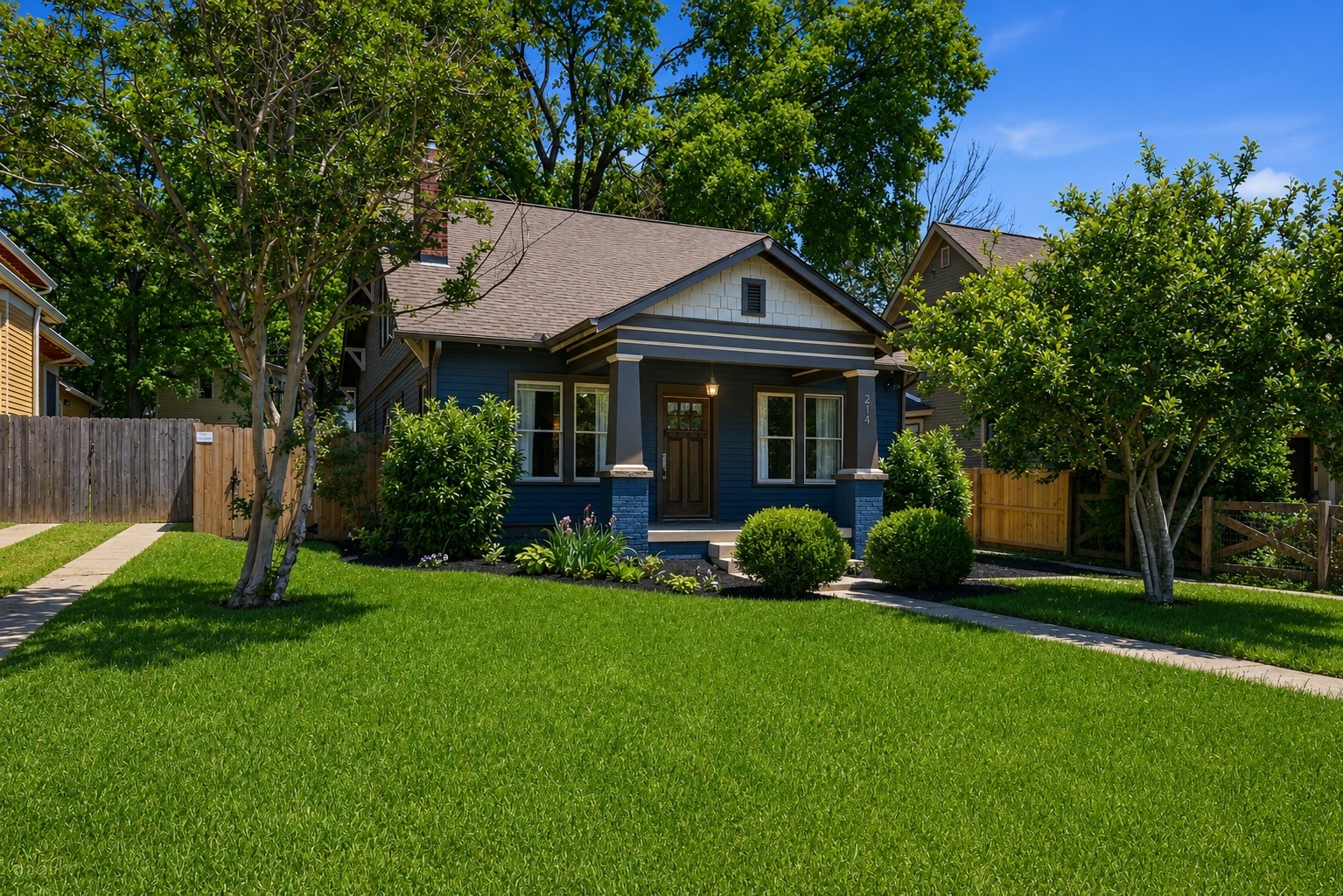 4-bed home for sale in Nashville, TN 37206, 214 Chapel Ave 214 Chapel Ave, Nashville TN 37206 4-bed home, photo 2 of 28