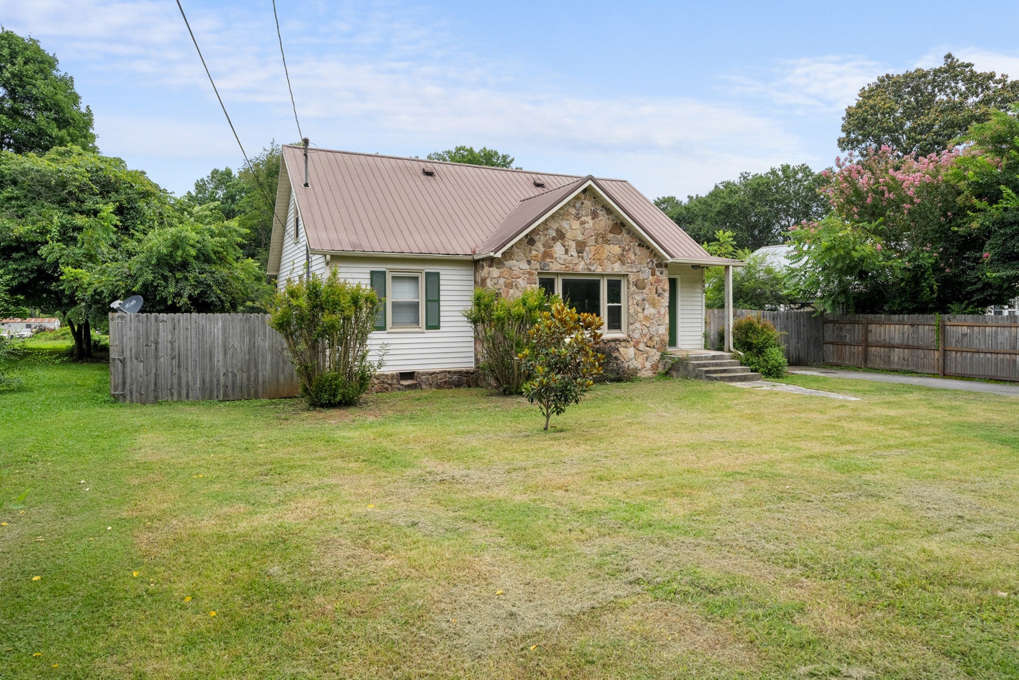 409 Cumberland St W
